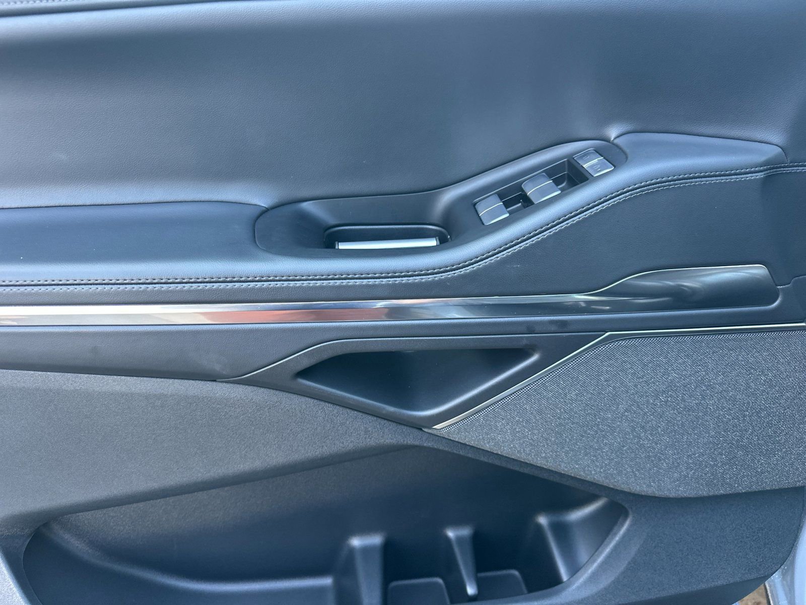 Used 2025 Lincoln Navigator Reserve w/ Jet Appearance Package image 12