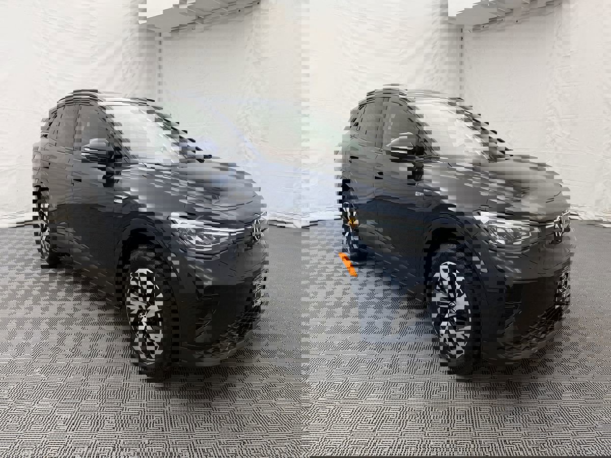 Used 2023 Volkswagen ID.4 Pro image 4