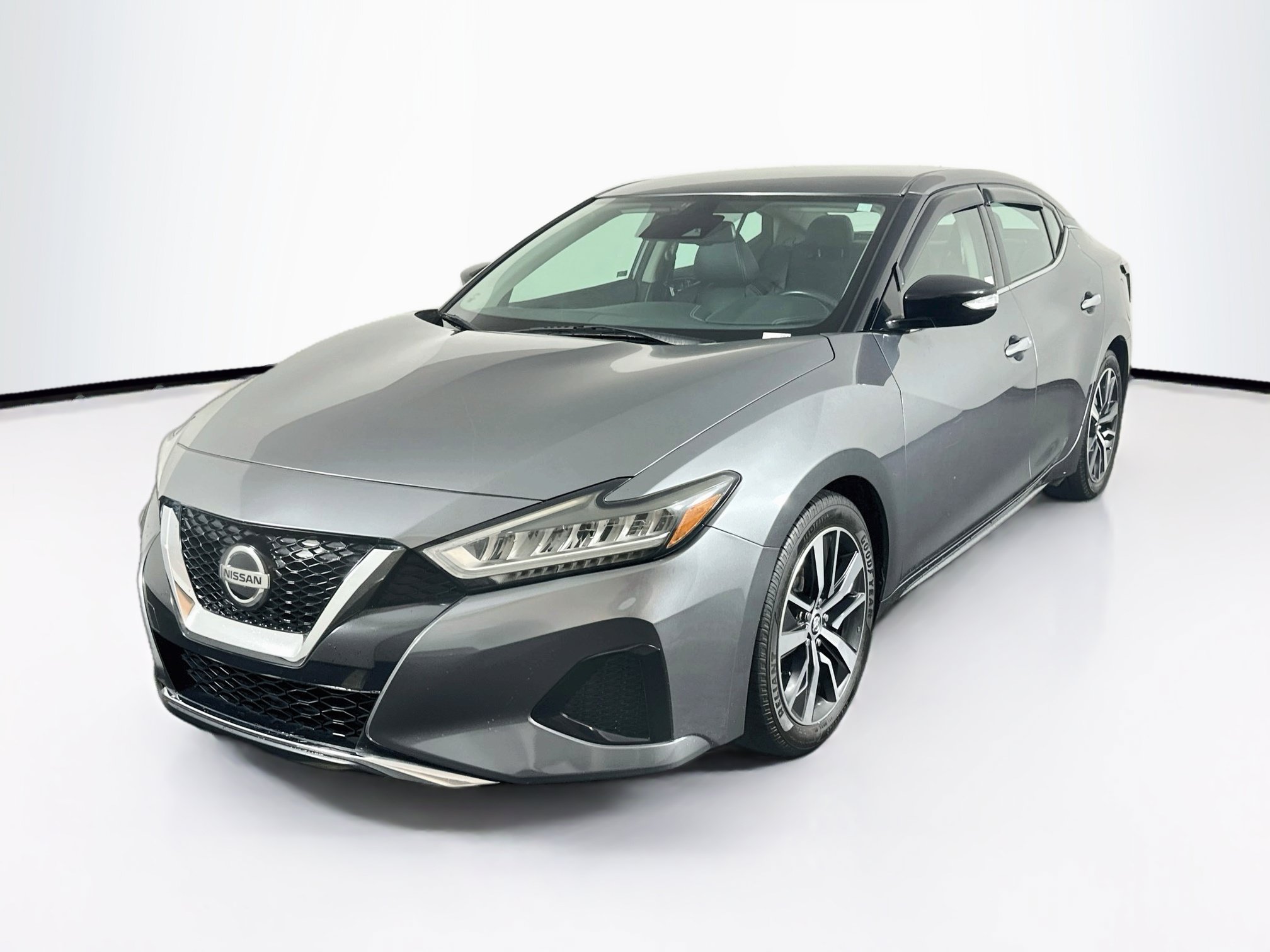 Used 2020 Nissan Maxima 3.5 SV w/ Floor Mat Group FWD image 3