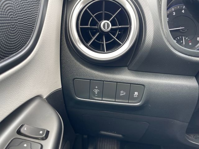 Used 2022 Hyundai Kona SEL w/ Convenience Package image 24