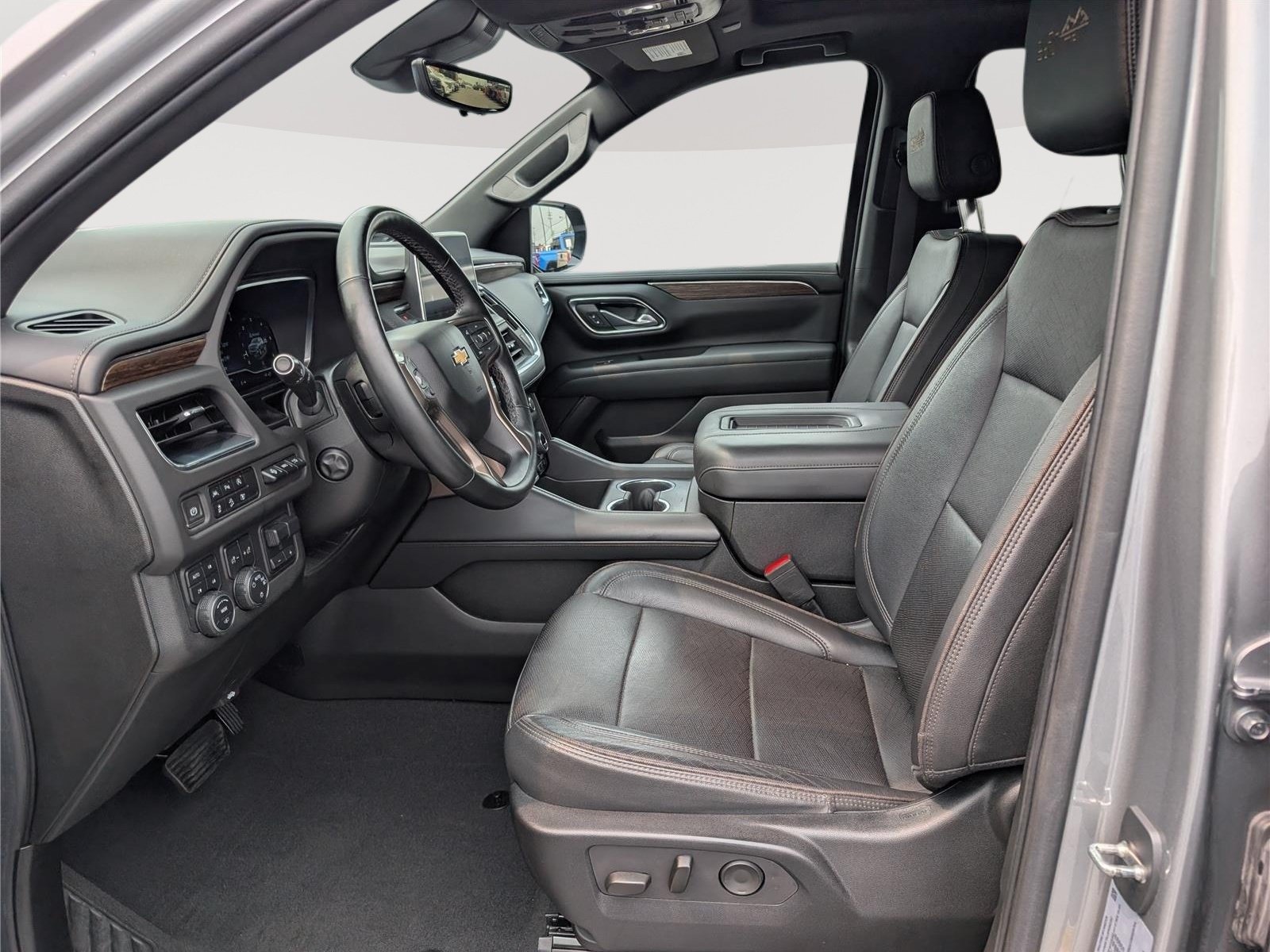 Used 2023 Chevrolet Tahoe High Country AWD/4WD image 20