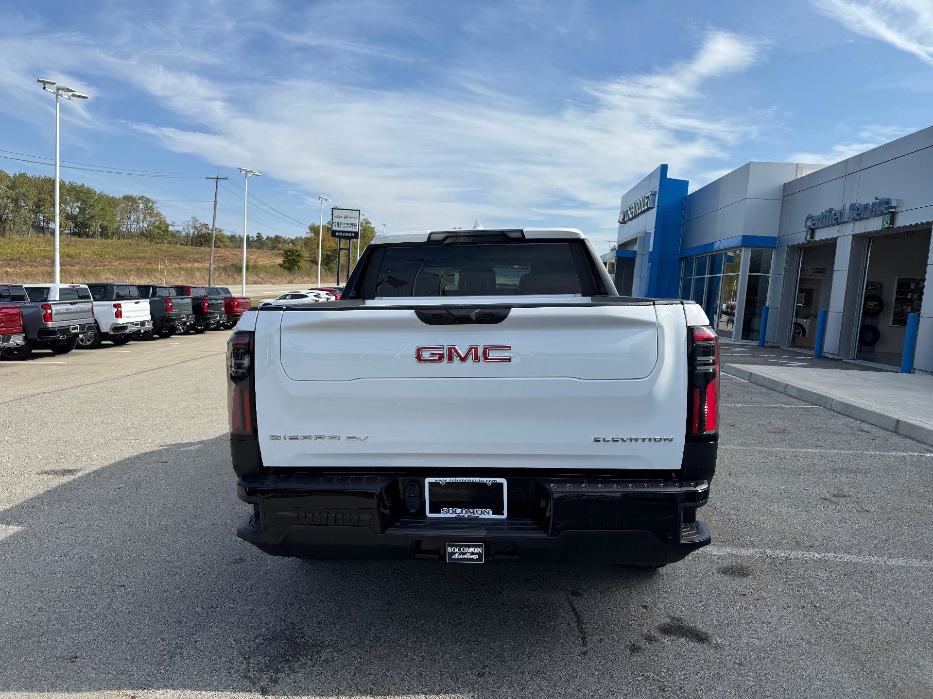 New 2026 GMC Sierra EV Elevation image 4