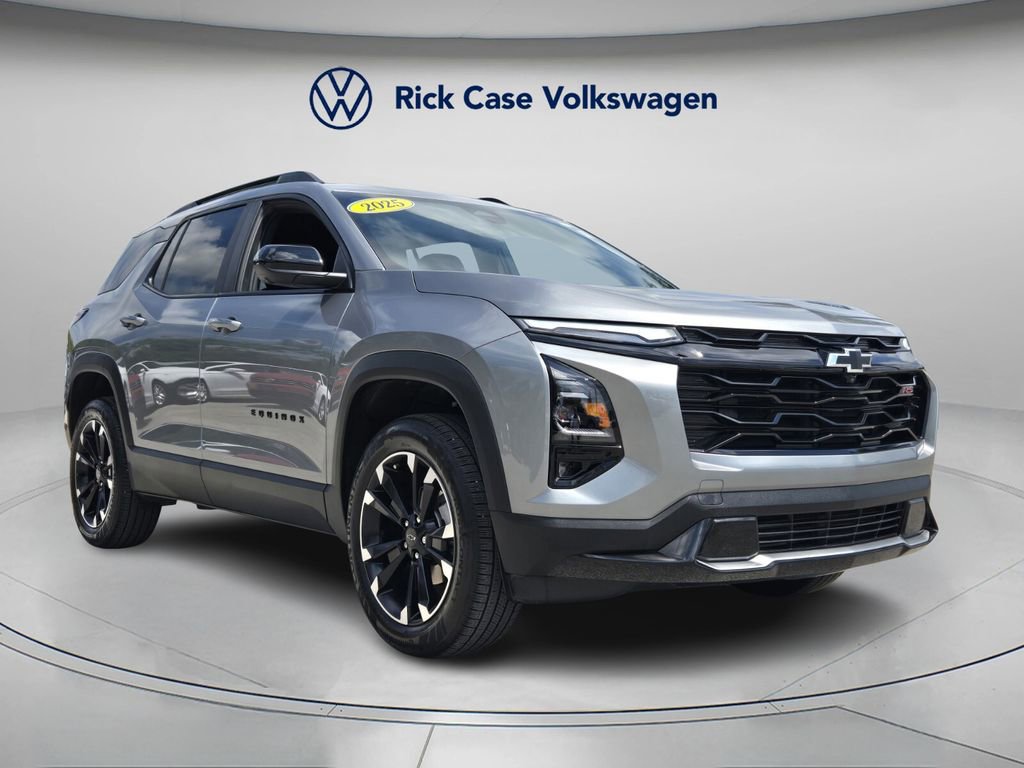Used 2025 Chevrolet Equinox RS w/ Safety and Technology Package image 8