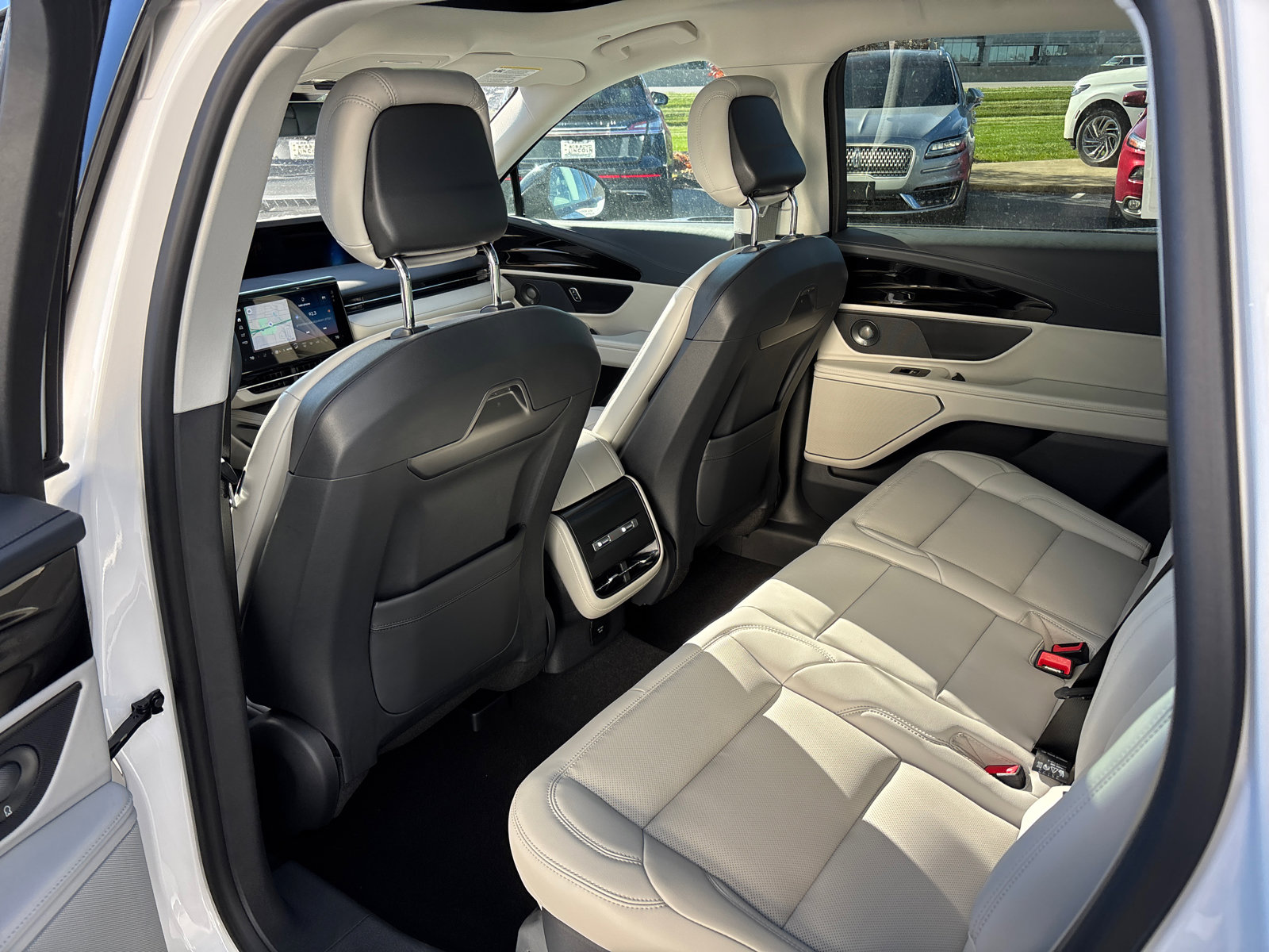 New 2026 Lincoln Nautilus Premier w/ Equipment Group 102A image 29