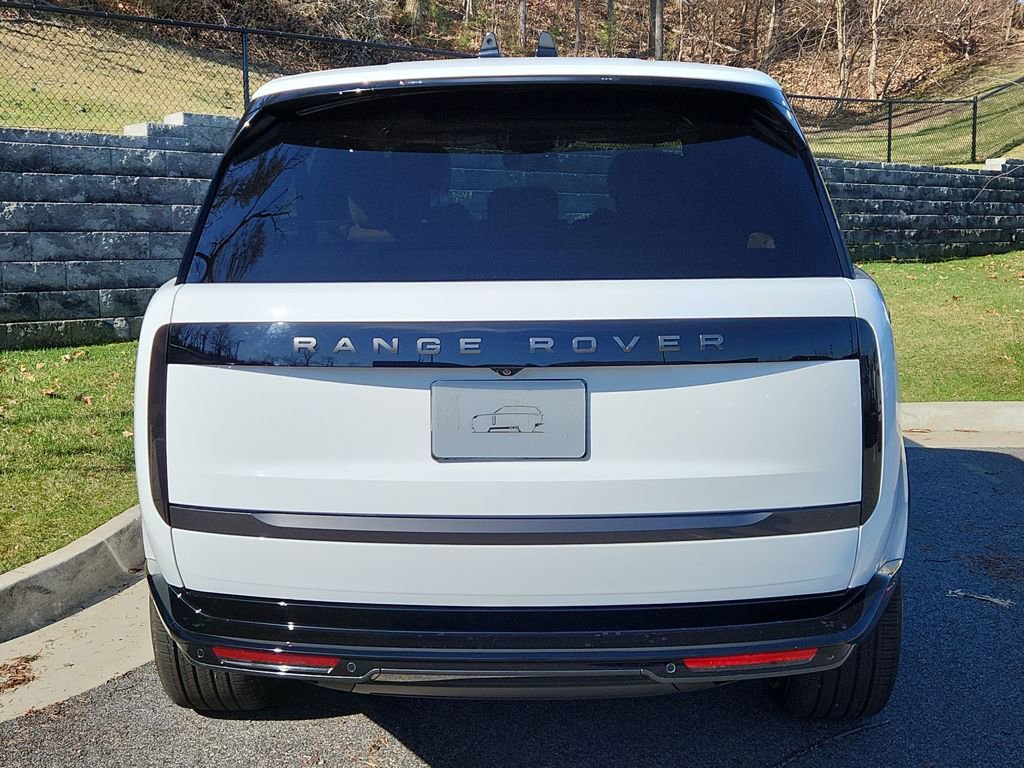 New 2026 Land Rover Range Rover Long Wheelbase SE AWD/4WD image 7
