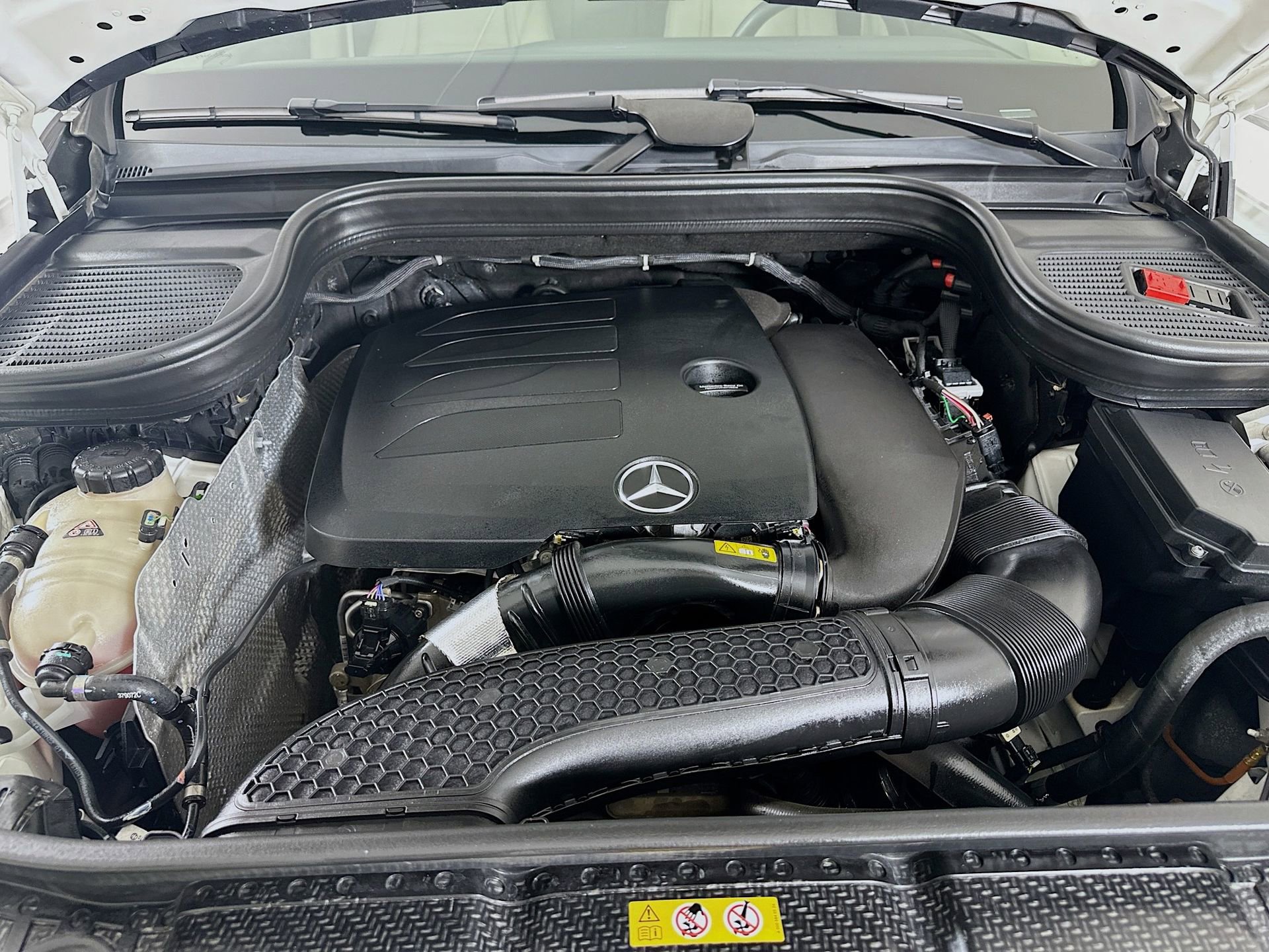 Certified 2022 Mercedes-Benz GLE 350 w/ Premium Package image 32