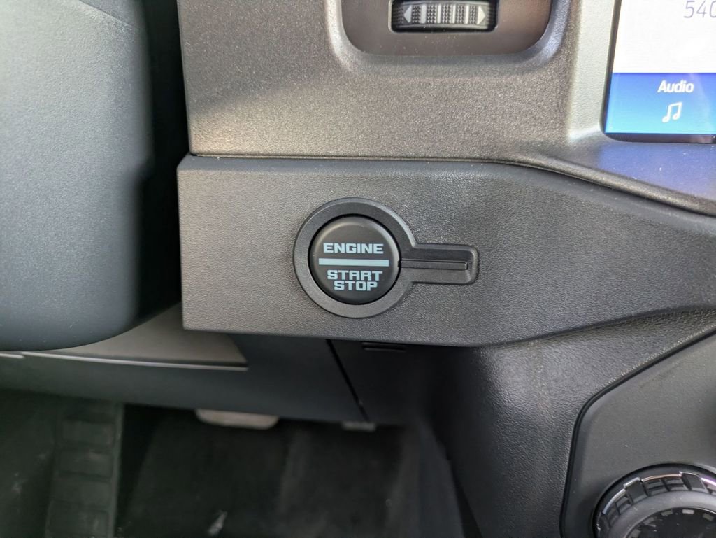 New 2025 Ford Bronco 4-Door image 37