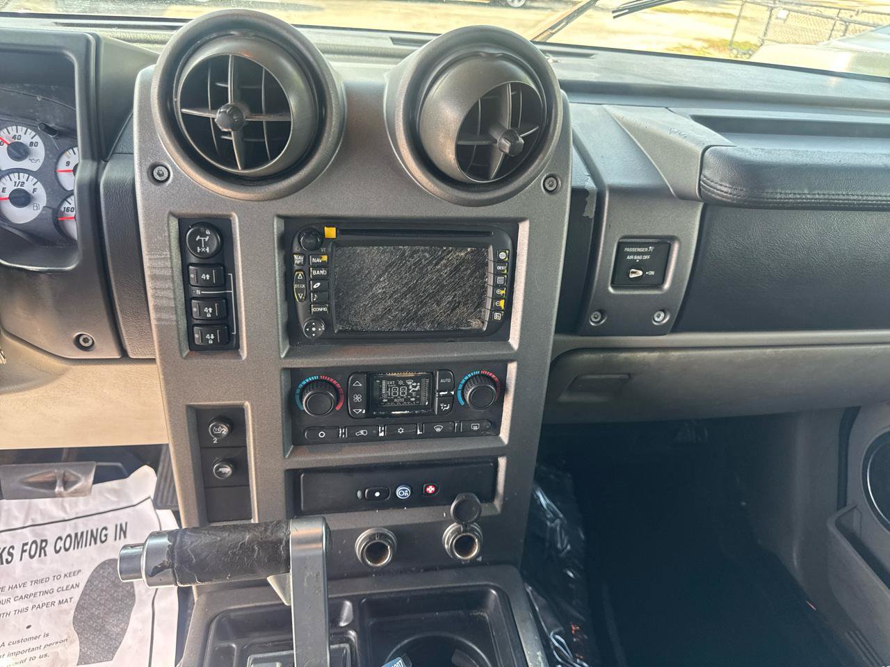 Used 2004 HUMMER H2 w/ Preferred Equipment Group AWD/4WD image 14