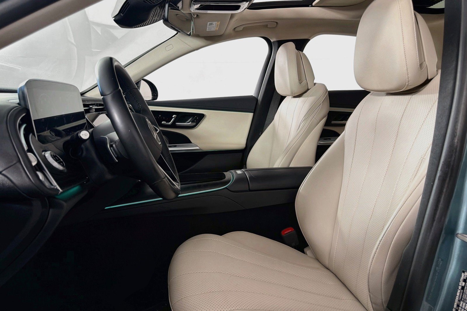 Certified 2024 Mercedes-Benz E 350 4MATIC Sedan image 18