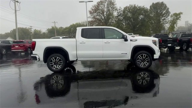 New 2026 GMC Sierra 1500 AT4 w/ Technology Package image 9
