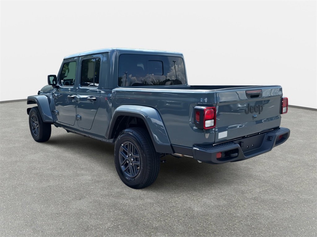 New 2025 Jeep Gladiator Sport image 7