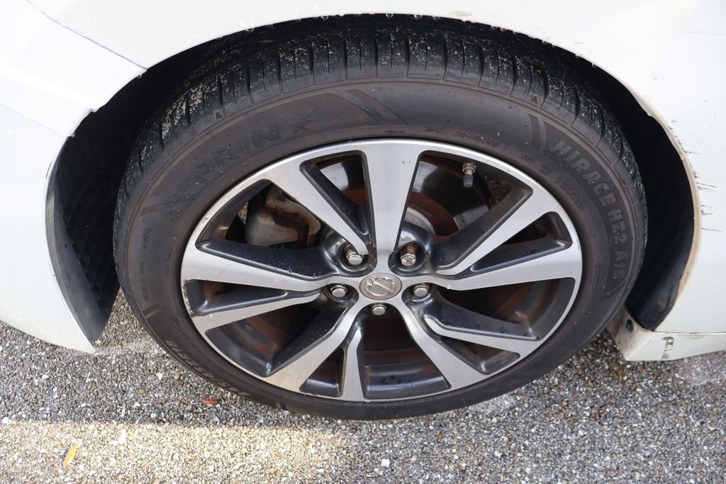 Used 2016 Nissan Maxima 3.5 SV image 4