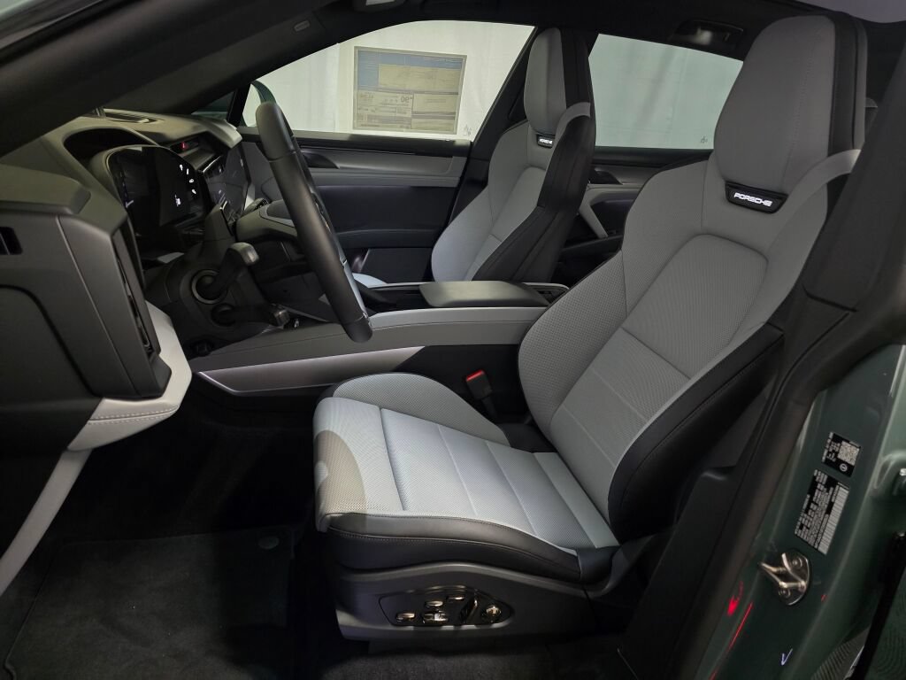 New 2026 Porsche Cayenne Electric AWD/4WD image 14