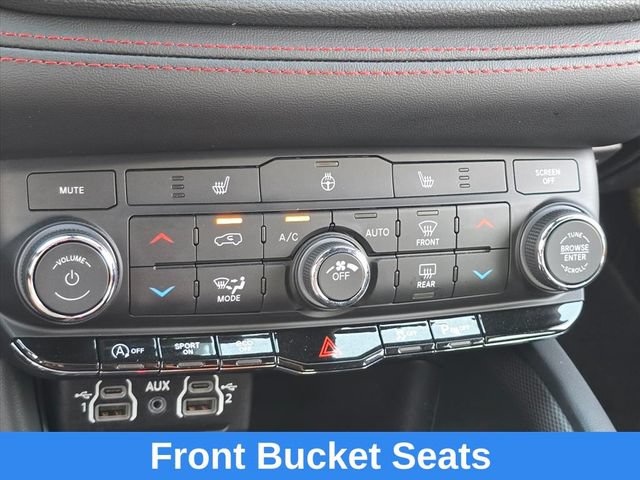 Used 2025 Dodge Durango GT AWD/4WD image 22