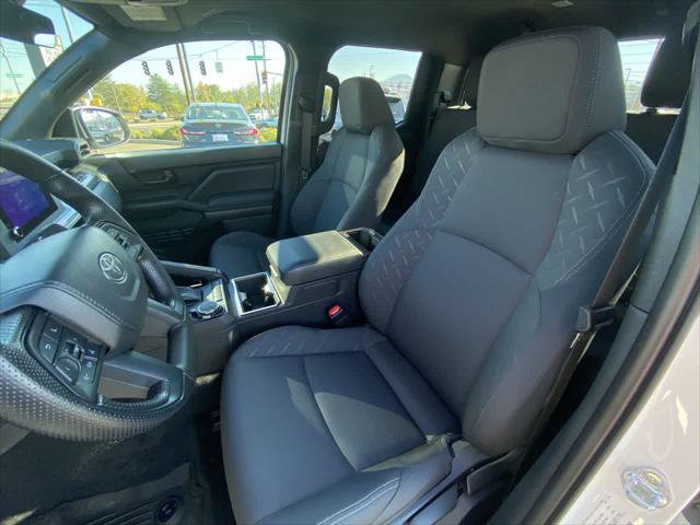 Certified 2025 Toyota Tacoma SR5 AWD/4WD image 11