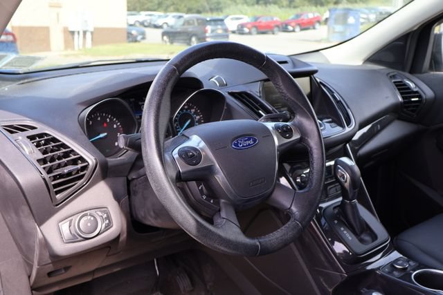 Used 2015 Ford Escape Titanium AWD/4WD image 7
