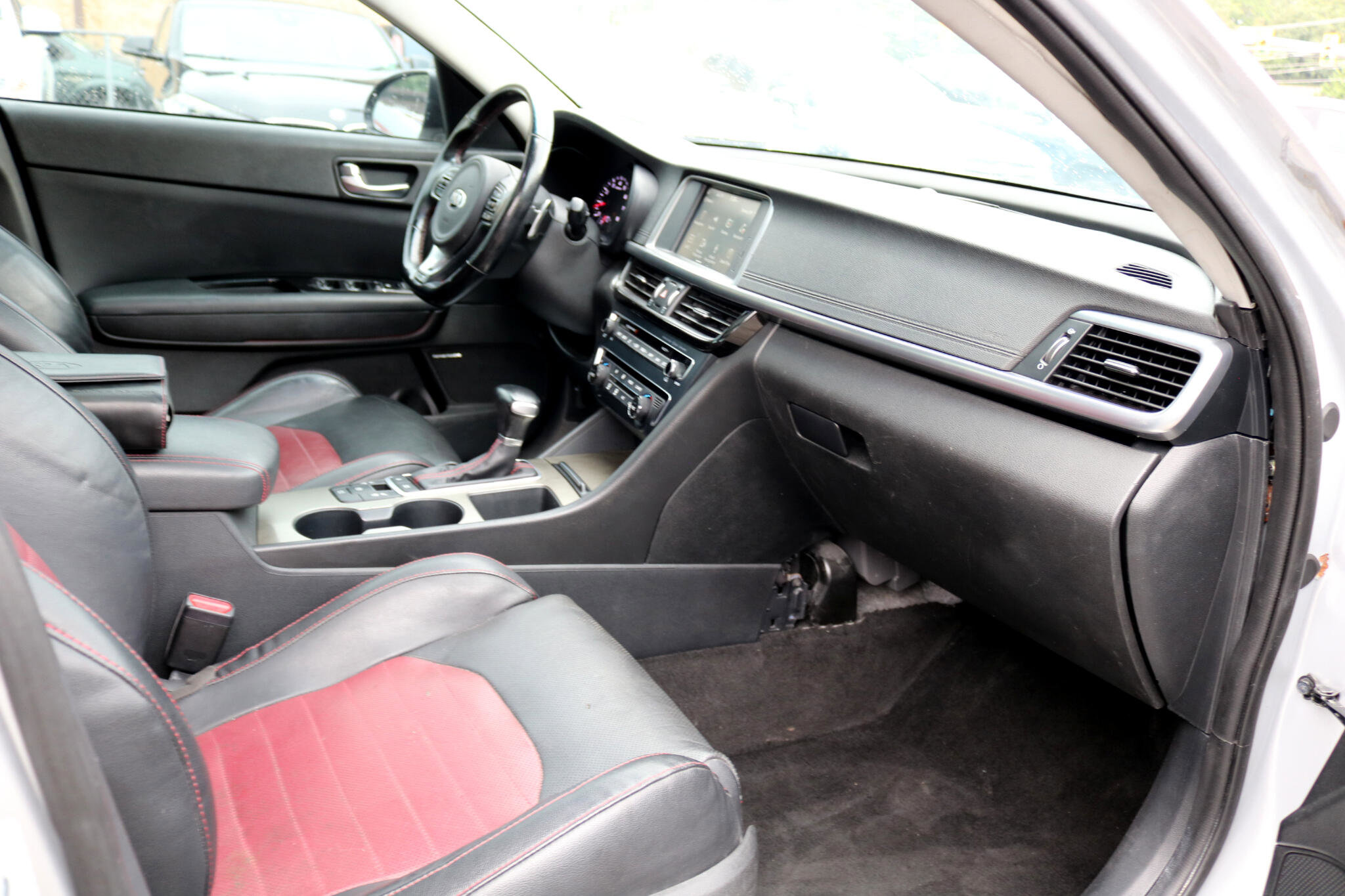 Used 2019 Kia Optima SX image 40