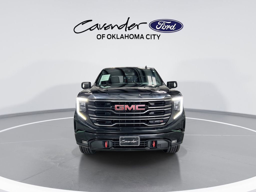 Used 2022 GMC Sierra 1500 AT4 w/ AT4 Preferred Package AWD/4WD image 3