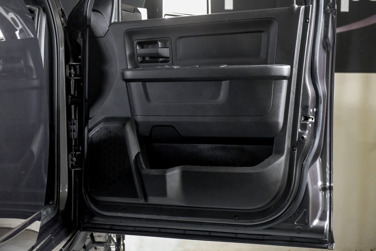 Used 2024 RAM 3500 Tradesman w/ Chrome Appearance Group image 35