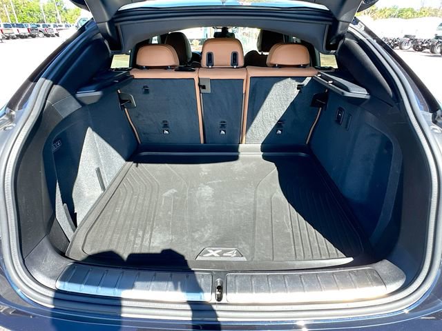 Used 2025 BMW X4 M40i w/ Premium Package image 28
