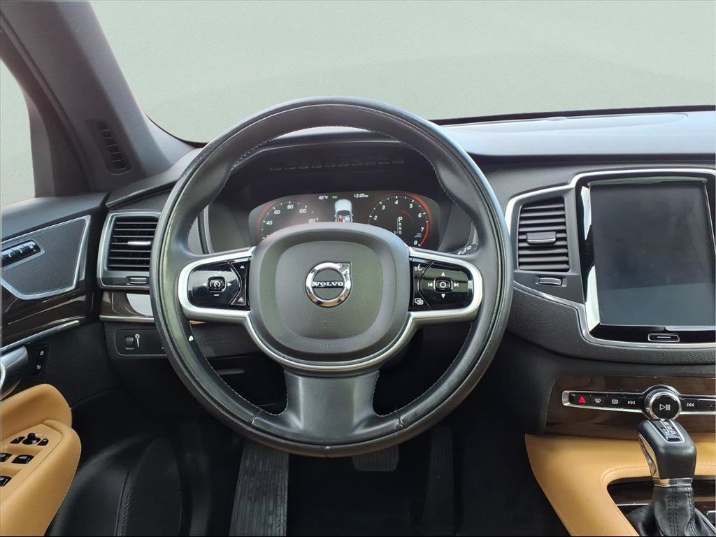 Used 2019 Volvo XC90 T6 Momentum w/ Advanced Package image 12
