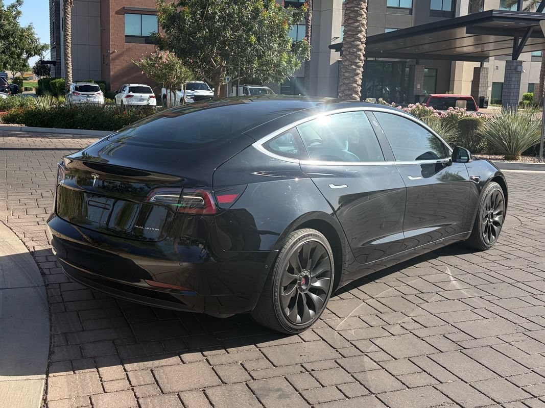 Used 2018 Tesla Model 3 Performance AWD/4WD image 3