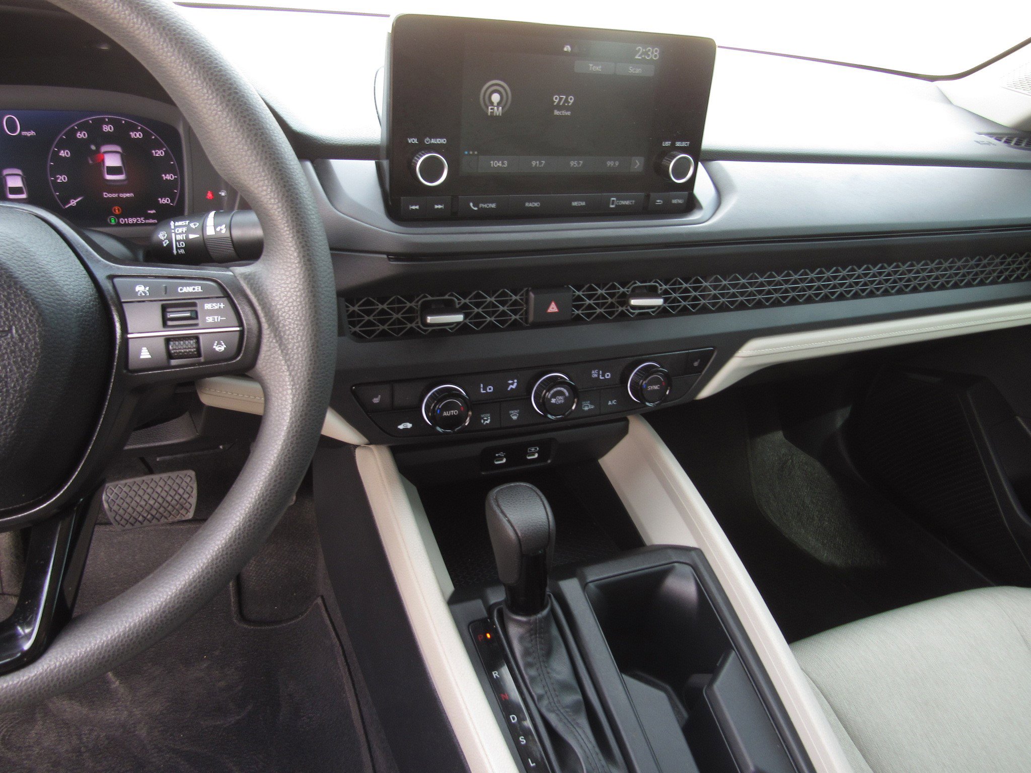 Certified 2024 Honda Accord EX image 17