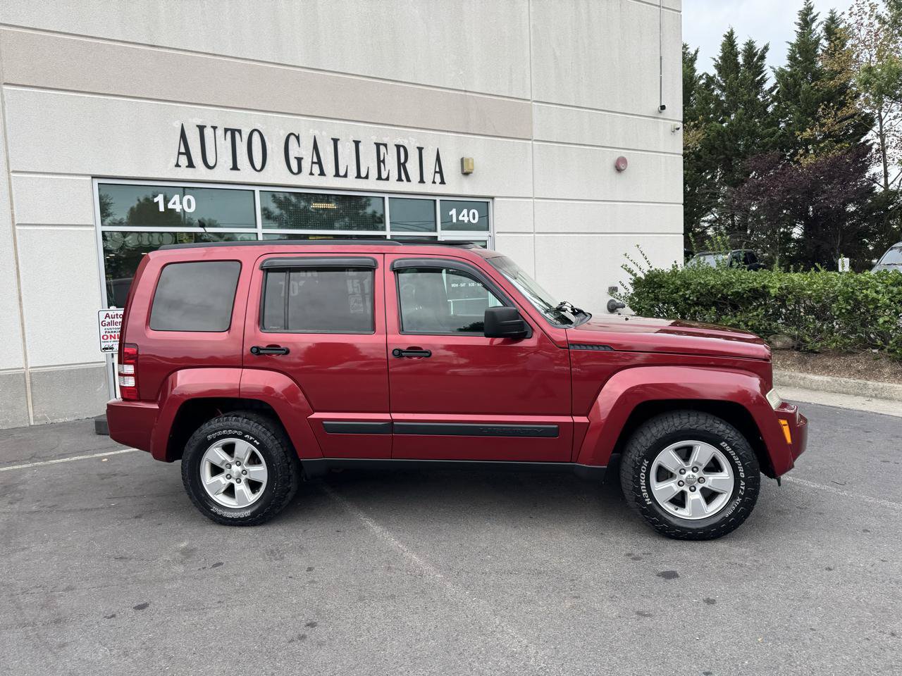 Used 2012 Jeep Liberty Sport w/ Popular Equipment Group AWD/4WD image 2