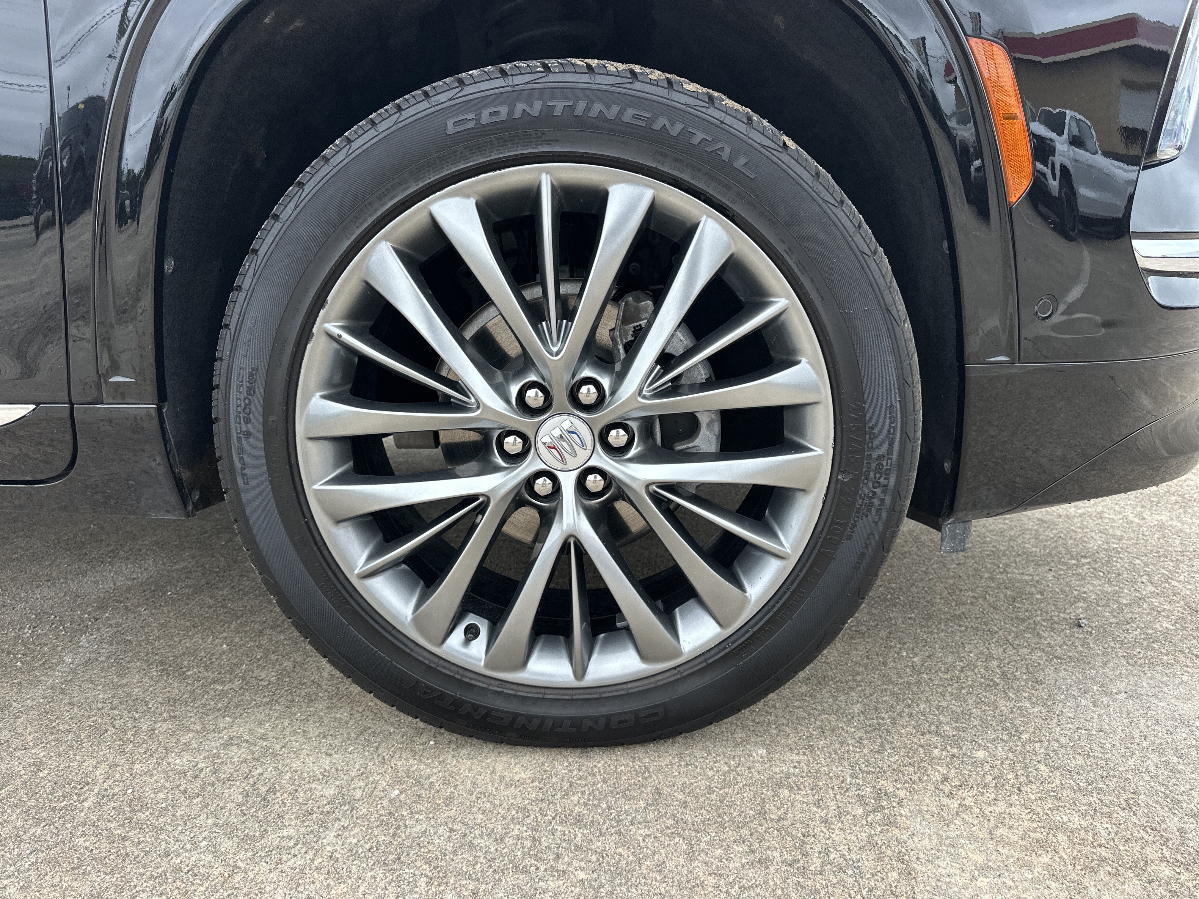 Certified 2025 Buick Enclave Avenir w/ Super Cruise Package AWD/4WD image 13
