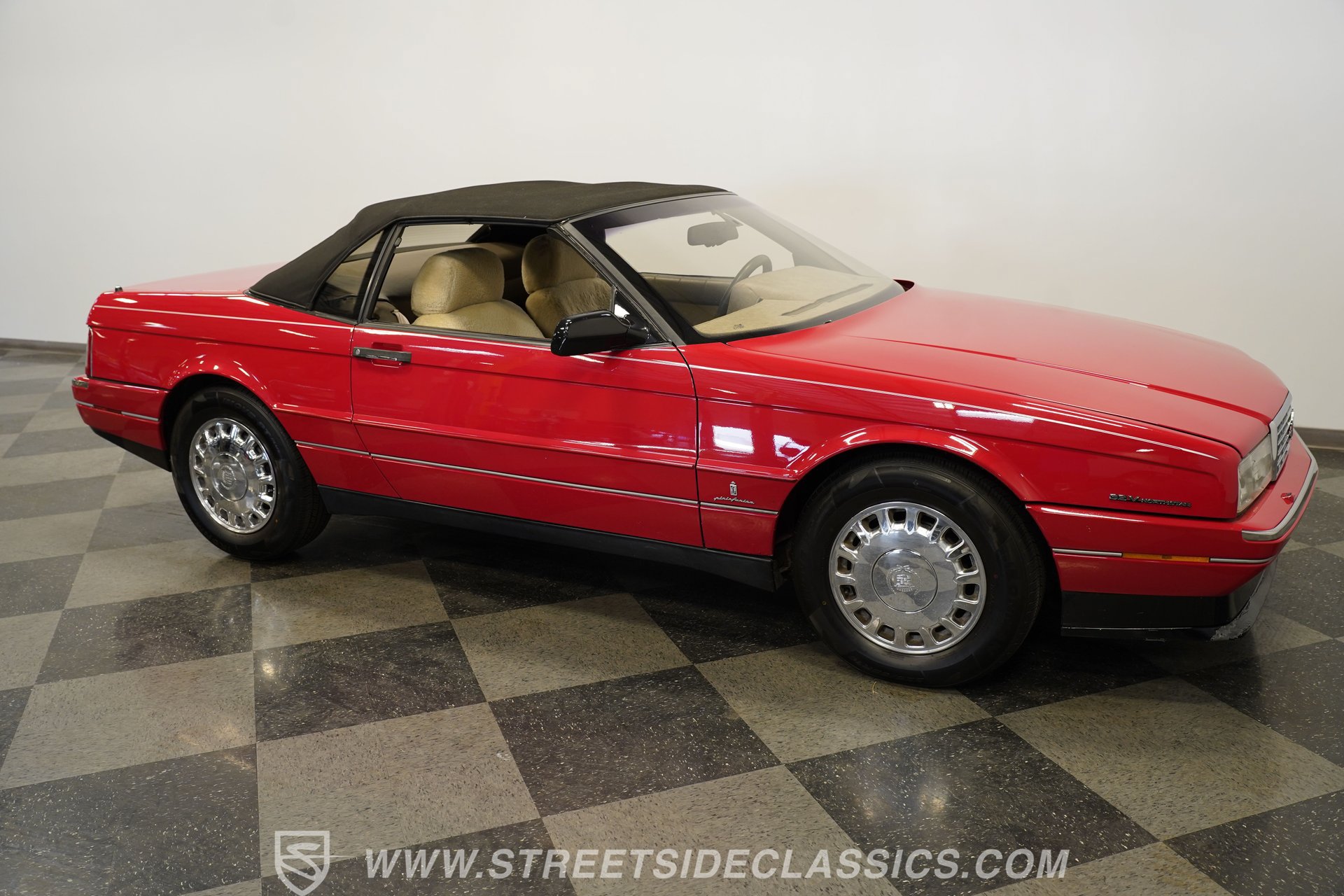 Used 1993 Cadillac Allante FWD image 16