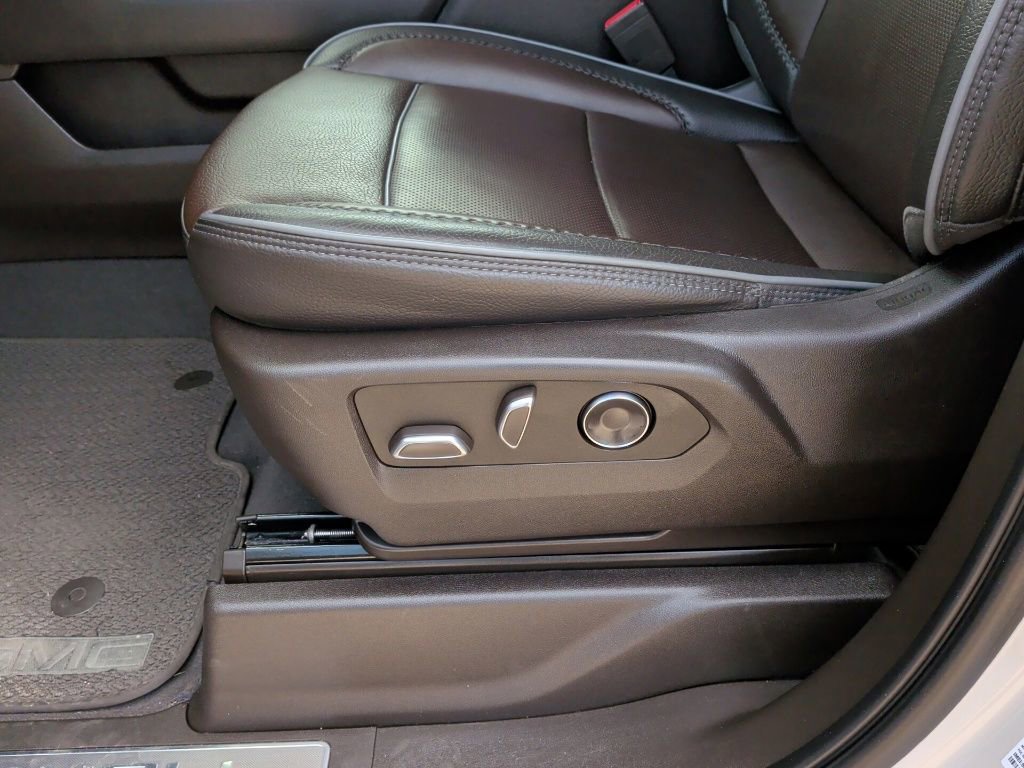 Used 2024 GMC Sierra 2500 Denali w/ Denali Reserve Package image 14