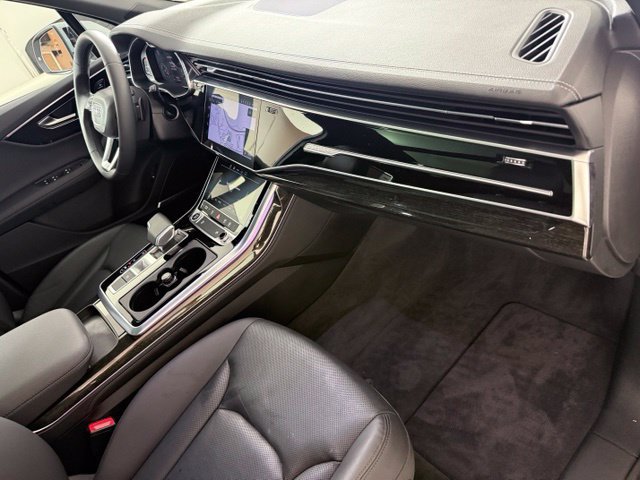 Certified 2023 Audi Q7 2.0T Premium Plus w/ Premium Plus Package AWD/4WD image 24