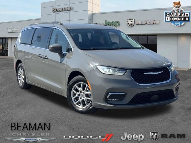 Used 2021 Chrysler Pacifica Touring