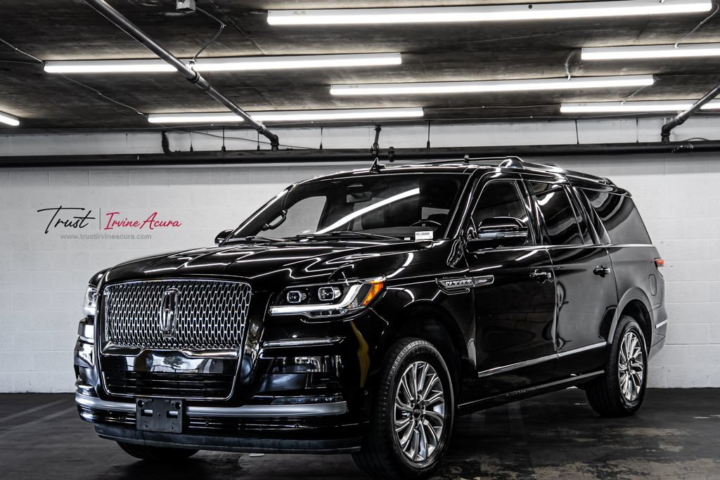 Used 2024 Lincoln Navigator L 4WD image 1