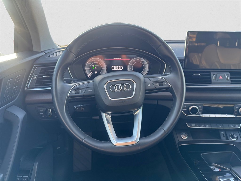 Used 2022 Audi Q5 e Premium w/ Convenience Package image 12