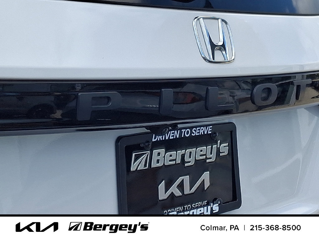 Used 2023 Honda Pilot Touring image 37