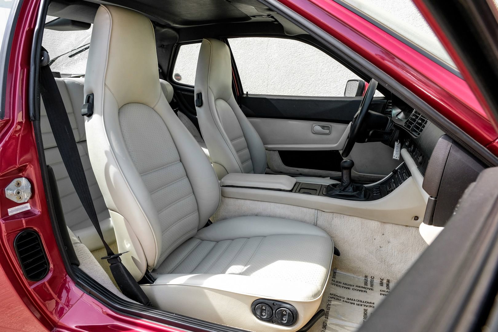 Used 1989 Porsche 944 Turbo RWD image 30