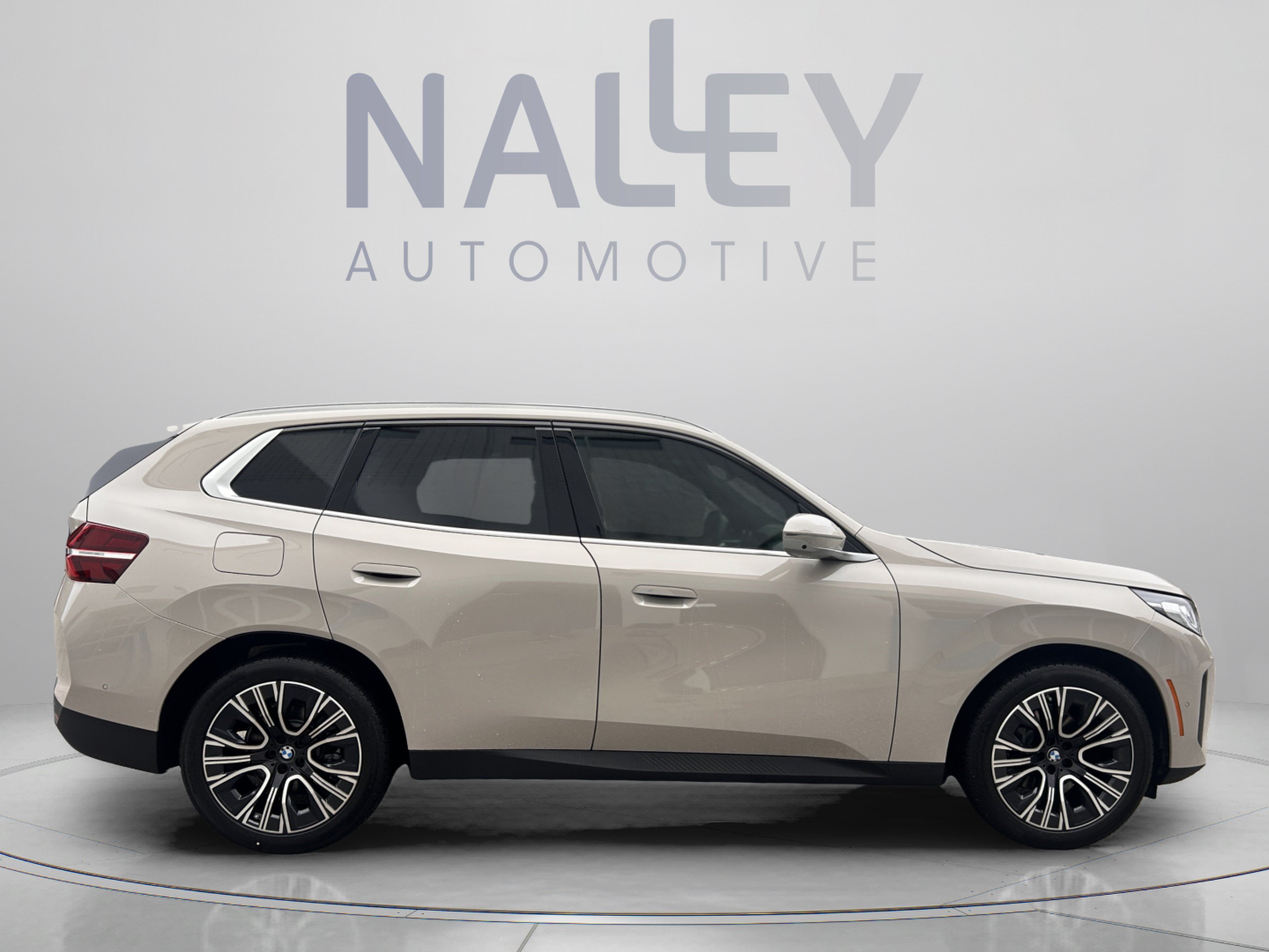 New 2026 BMW X3 xDrive30i w/ Premium Package AWD/4WD image 4