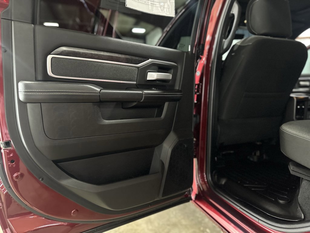 Used 2022 RAM 2500 Big Horn w/ Level C Equiment Group image 30