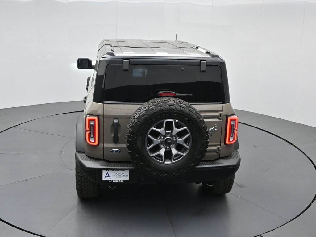 Used 2025 Ford Bronco Badlands image 56