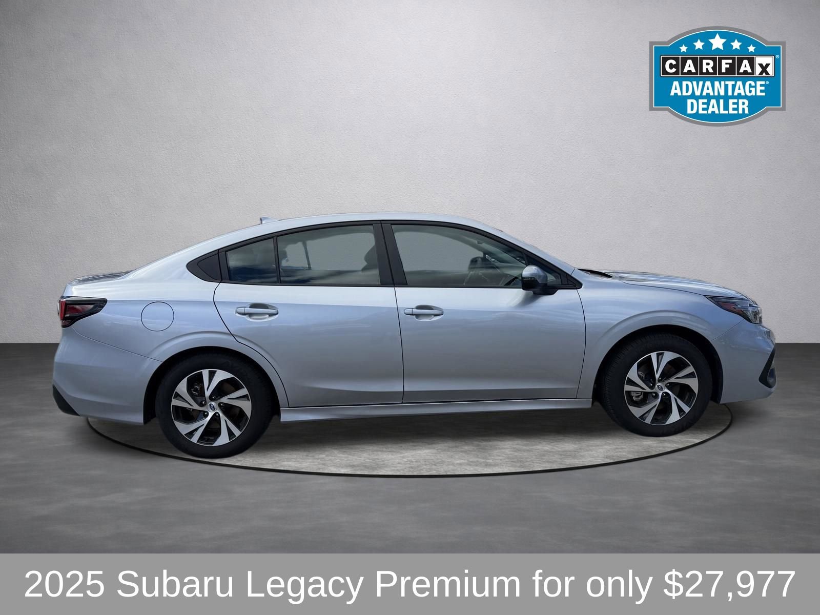 Used 2025 Subaru Legacy Premium image 2