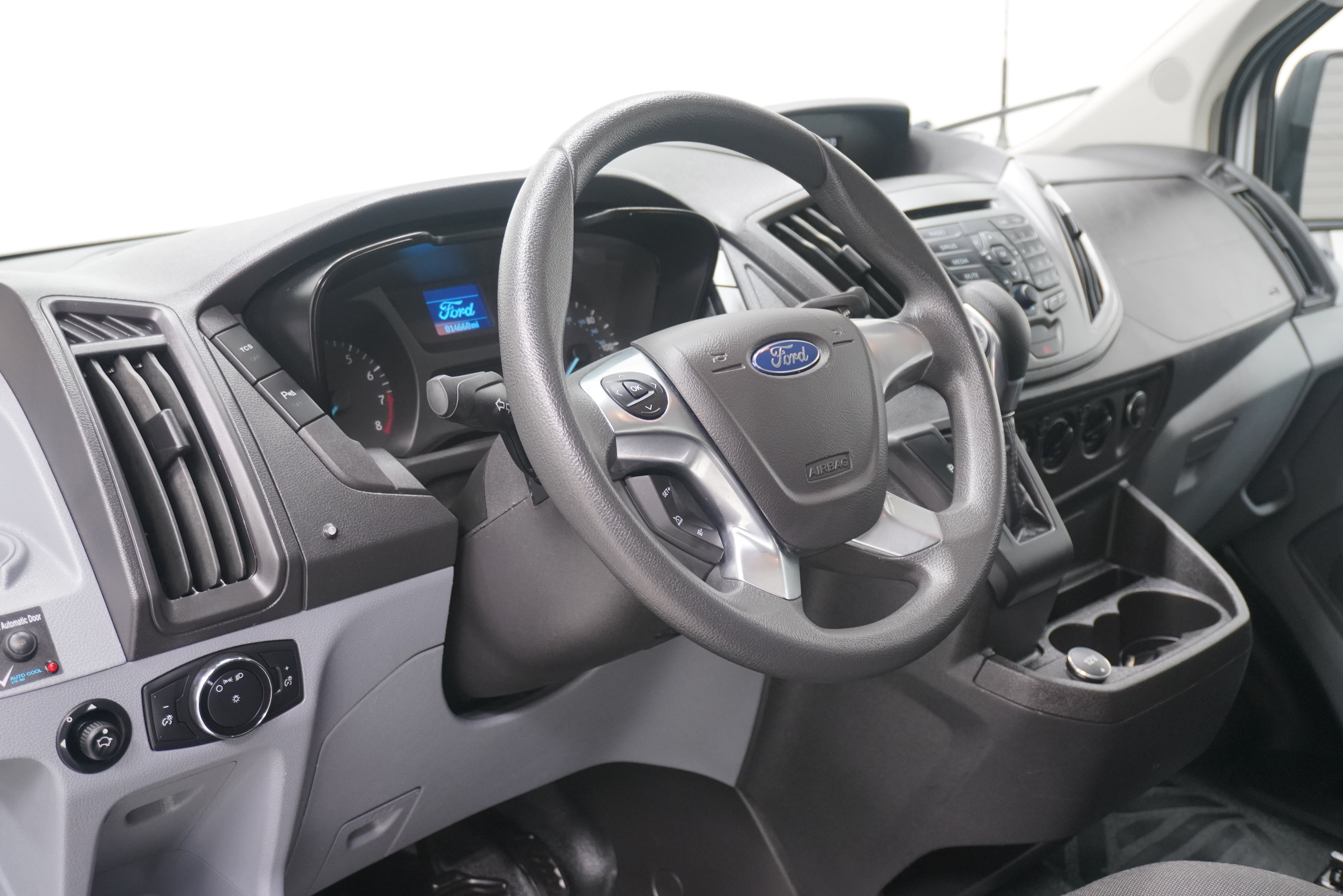 Used 2017 Ford Transit 350 XL RWD image 8