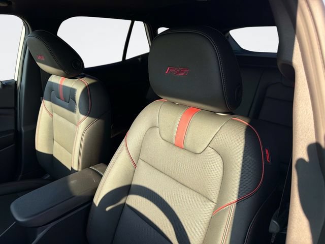 New 2026 Chevrolet Trax RS w/ Sunroof Package FWD image 21