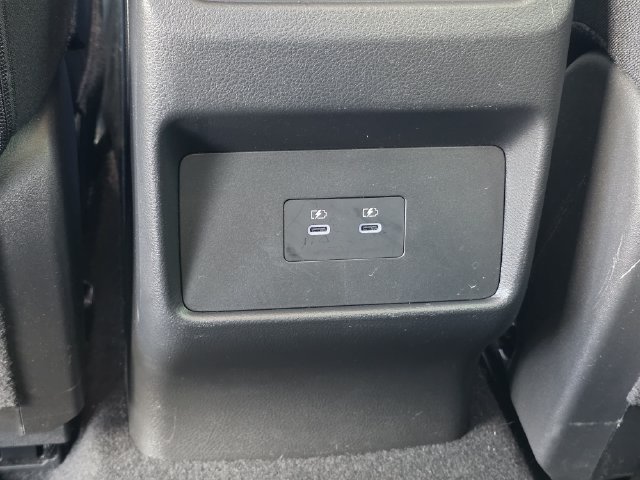 Used 2024 Nissan Rogue SV FWD image 18