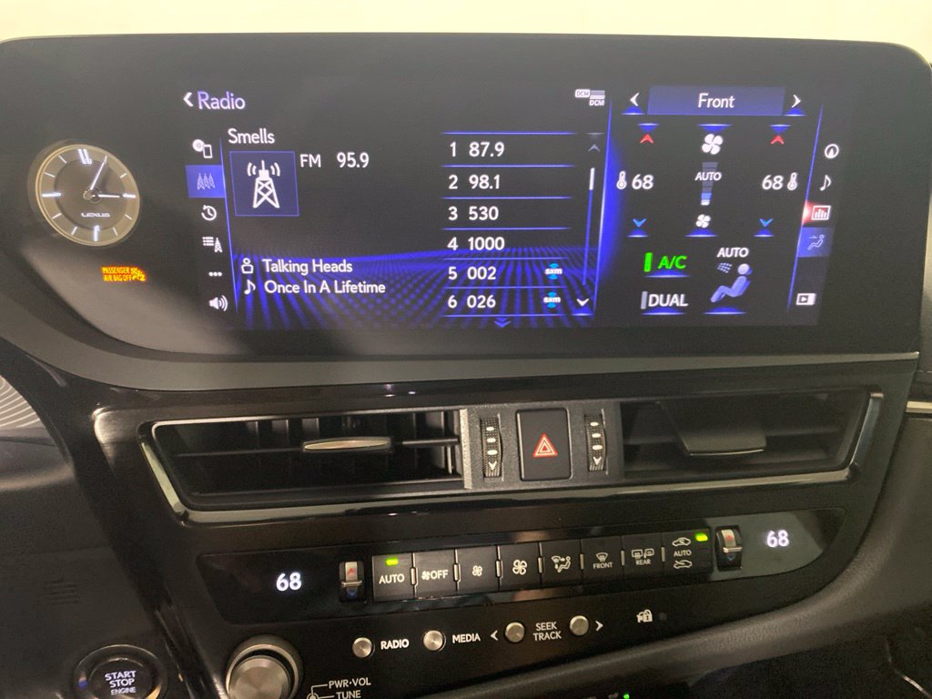 Certified 2022 Lexus ES 350 w/ Premium Package FWD image 19
