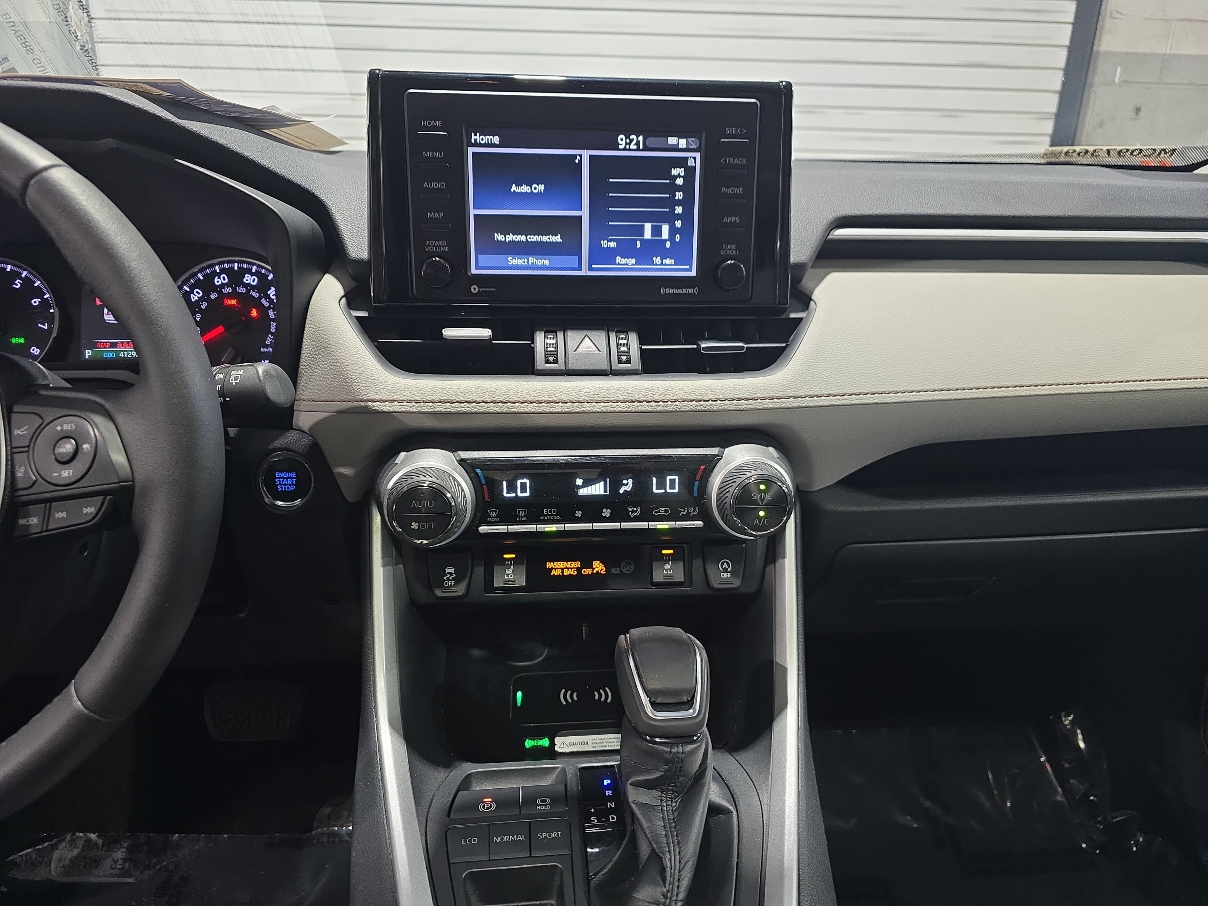 Used 2021 Toyota RAV4 XLE Premium FWD image 19