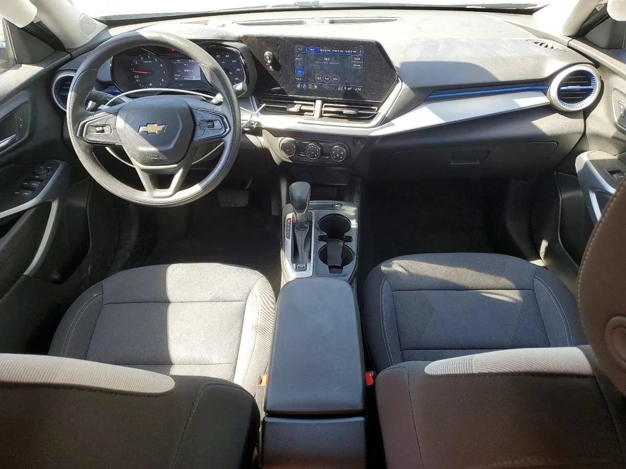 Used 2024 Chevrolet Trax LS FWD image 8