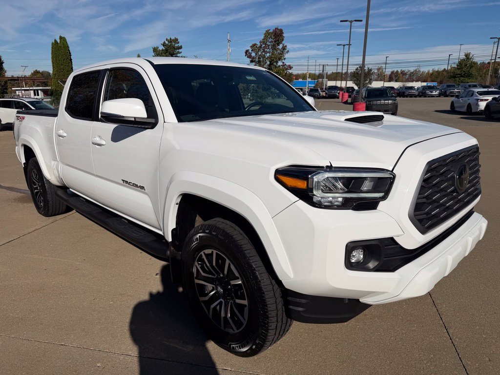 Certified 2023 Toyota Tacoma TRD Sport AWD/4WD image 7