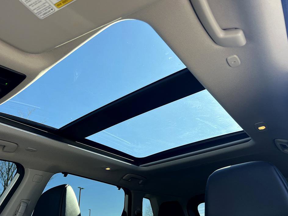 Certified 2023 Nissan Rogue SV w/ SV Premium B Package image 19