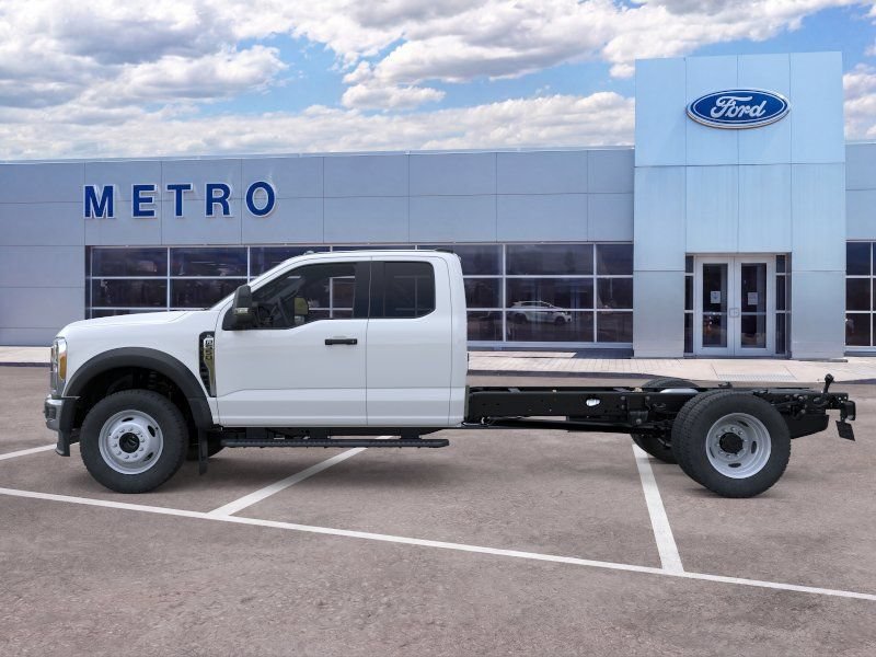 New 2026 Ford F550 4x4 Supercab Super Duty image 4